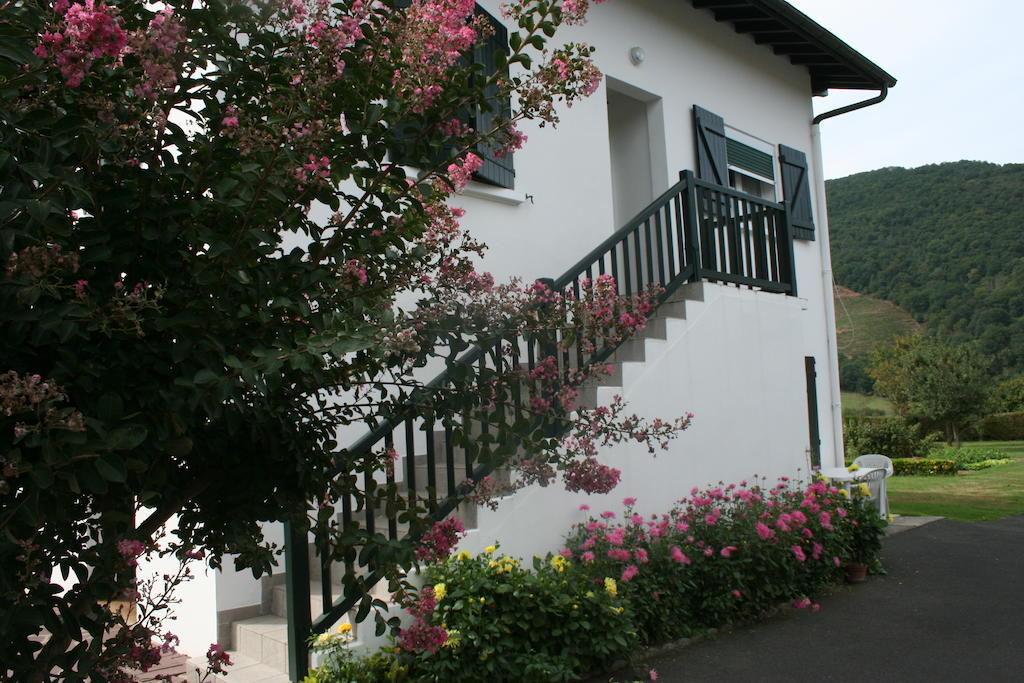 Chambres D'Hotes Chez Pascaline Ispoure Exterior foto